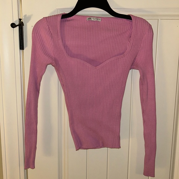 Zara size M pink ribbed long sleeve. Flattering - Picture 2 of 4